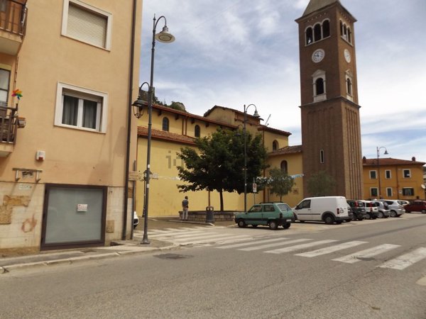 negozio in vendita a Carsoli