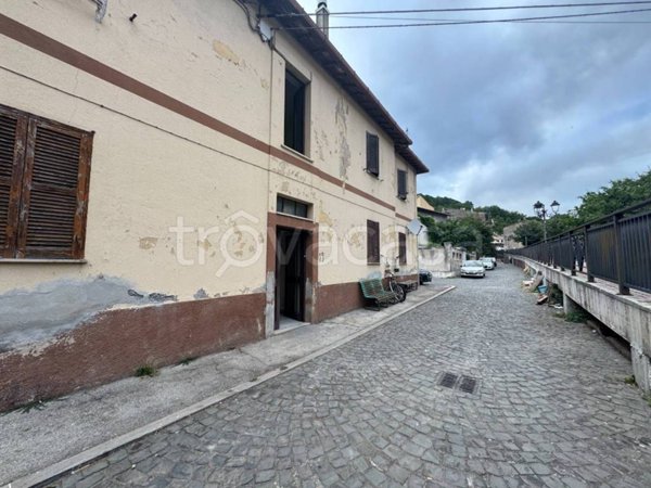 appartamento in vendita a Carsoli
