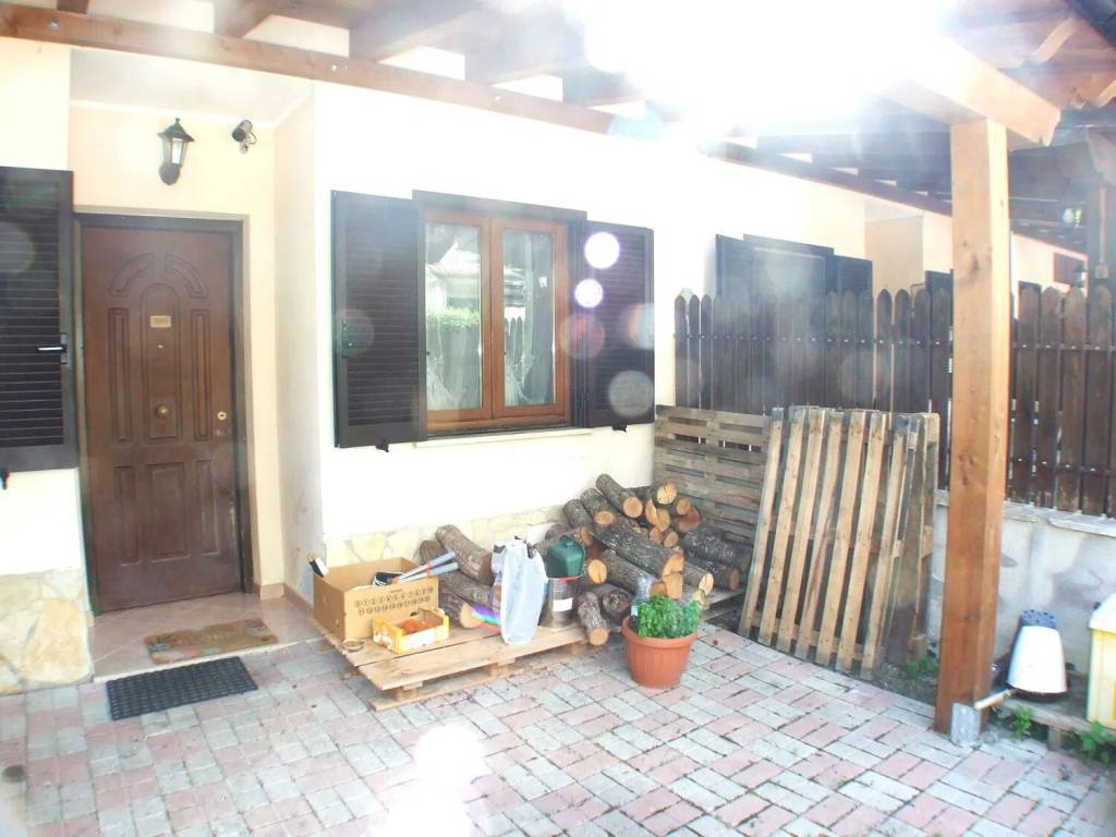 appartamento in vendita a Carsoli