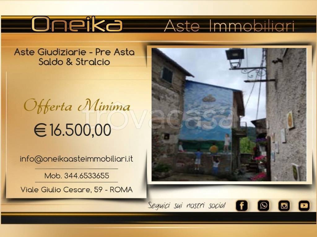 casa indipendente in vendita a Carsoli in zona Tufo Basso