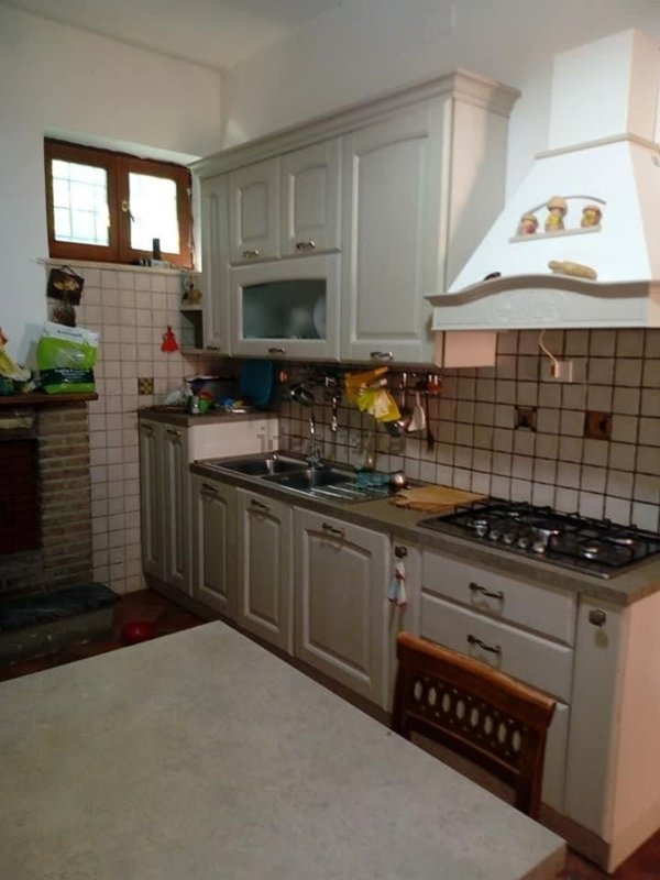 appartamento in vendita a Carsoli in zona Poggio Cinolfo