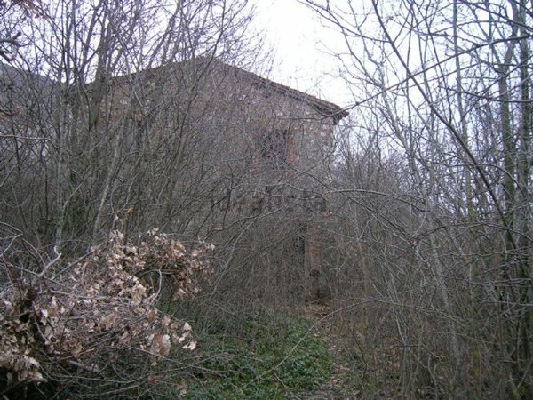 casale in vendita a Carsoli