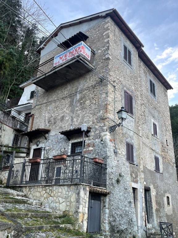 appartamento in vendita a Carsoli