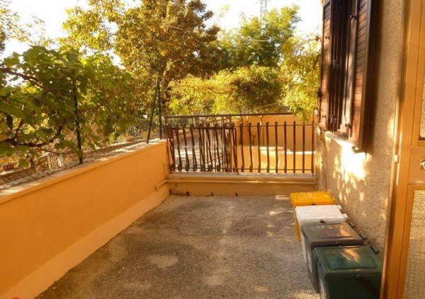 casa indipendente in vendita a Carsoli in zona Villa Romana