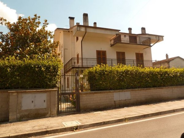 appartamento in vendita a Carsoli