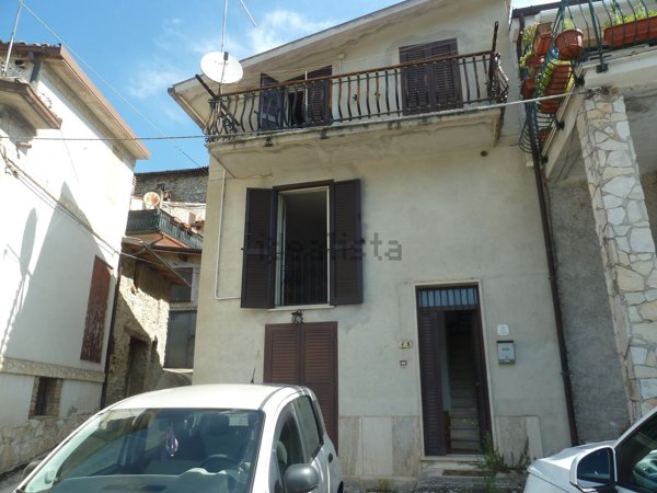 appartamento in vendita a Carsoli in zona Tufo Basso