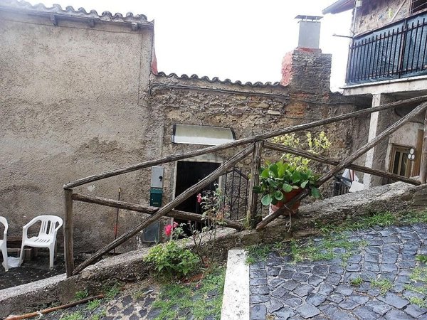 appartamento in vendita a Carsoli