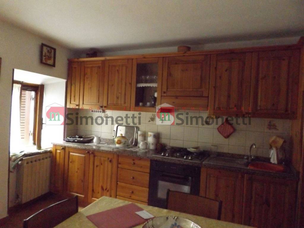 appartamento in vendita a Carsoli in zona Poggio Cinolfo