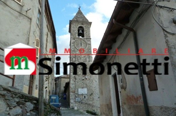 appartamento in vendita a Carsoli in zona Colli di Montebove
