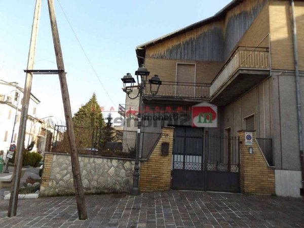 appartamento in vendita a Carsoli in zona Pietrasecca
