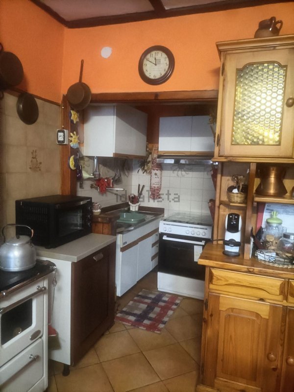 casa indipendente in vendita a Carsoli