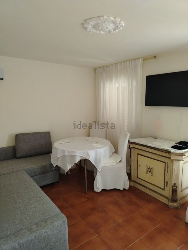 casa indipendente in vendita a Carsoli in zona Poggio Cinolfo