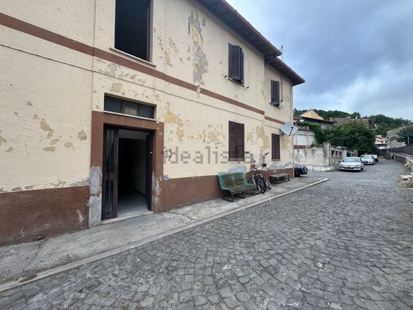 appartamento in vendita a Carsoli