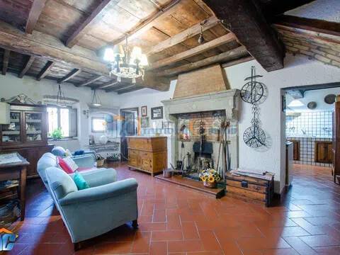 appartamento in vendita a Carsoli in zona Tufo Basso