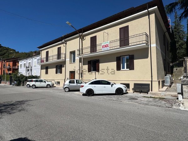 appartamento in vendita a Carsoli