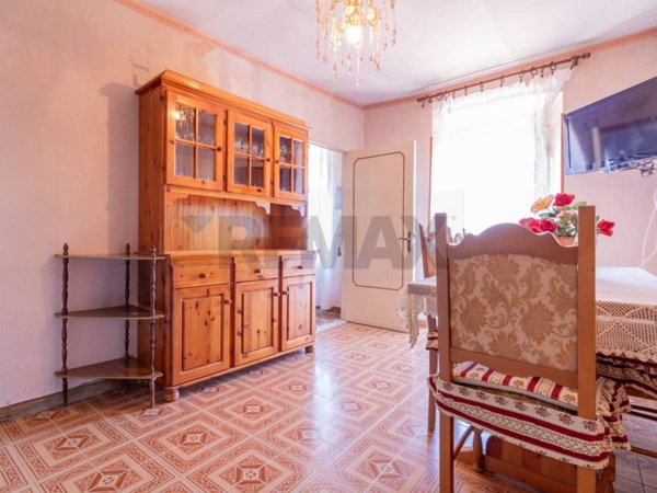 casa indipendente in vendita a Carsoli in zona Colli di Montebove