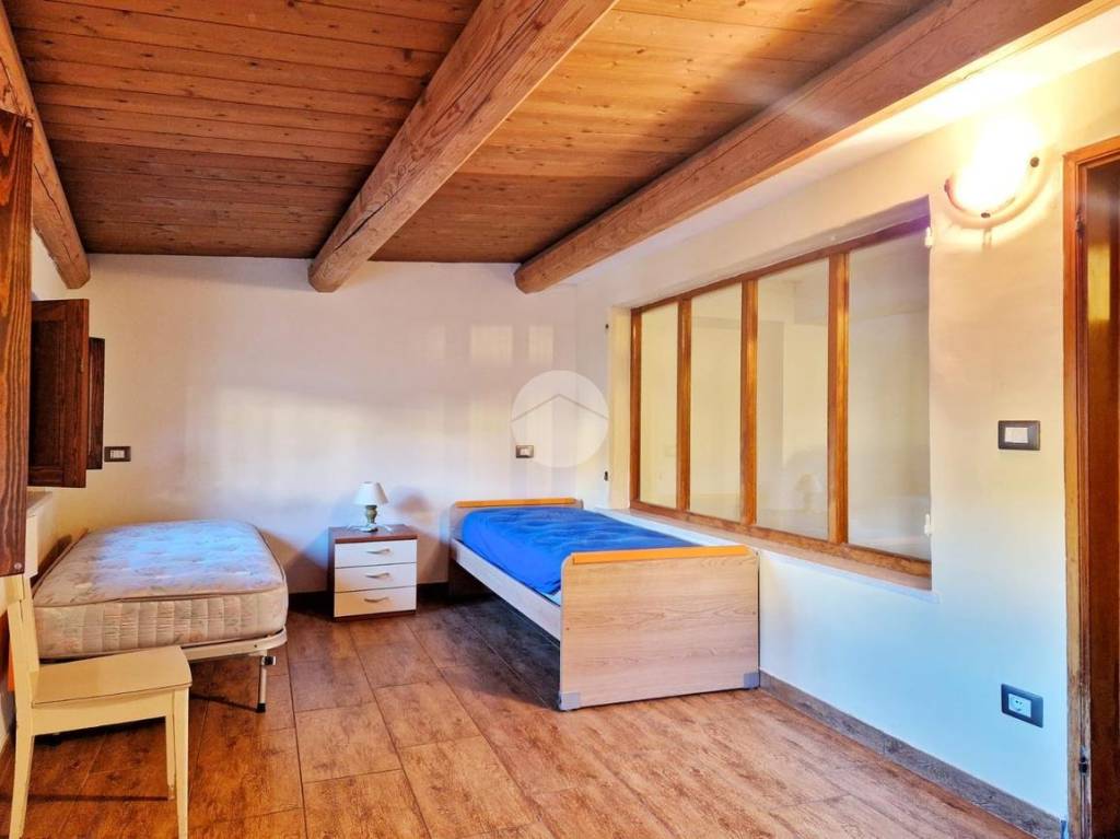 casa indipendente in vendita a Castel del Monte