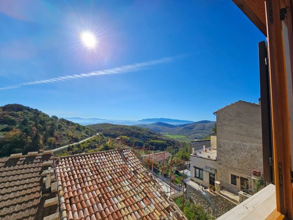 intera palazzina in vendita a Castel del Monte