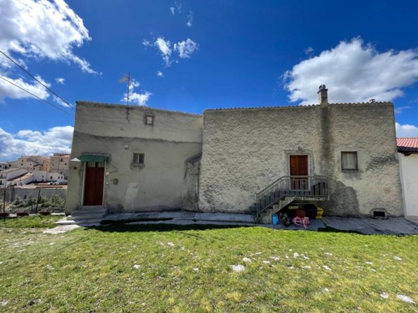 appartamento in vendita a Castel del Monte