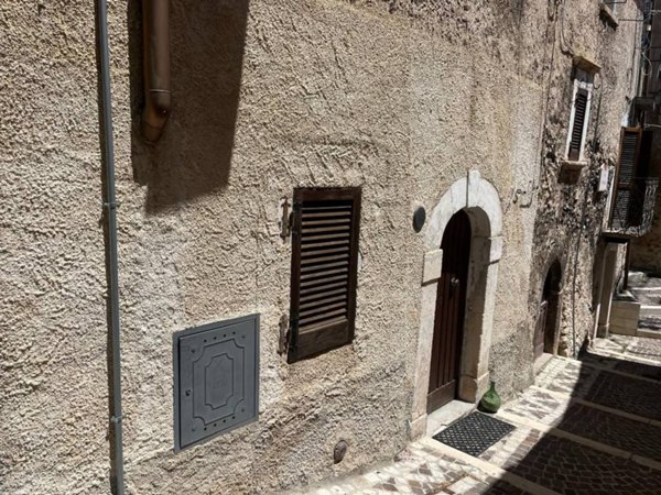 appartamento in vendita a Castel del Monte