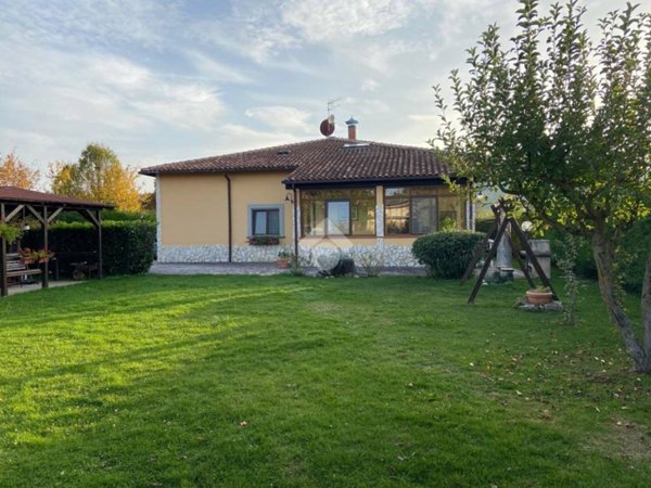 casa indipendente in vendita a Castel di Sangro