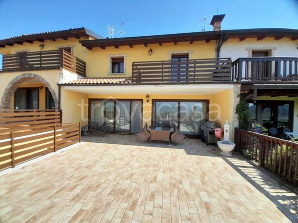 casa indipendente in vendita a Castel di Sangro