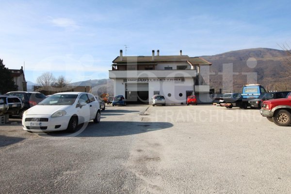 negozio in vendita a Castel di Sangro