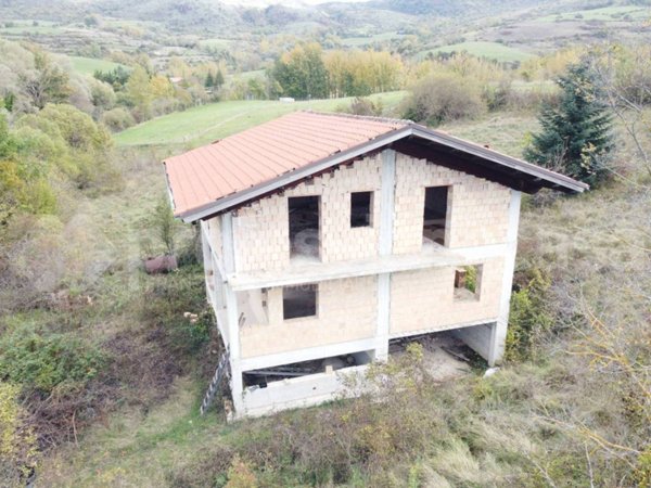 casa indipendente in vendita a Castel di Sangro