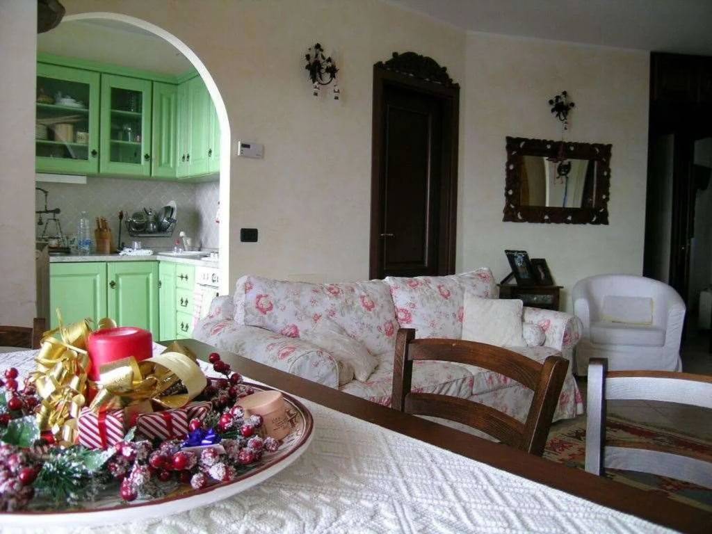 appartamento in vendita a Castel di Sangro in zona Roccacinquemiglia
