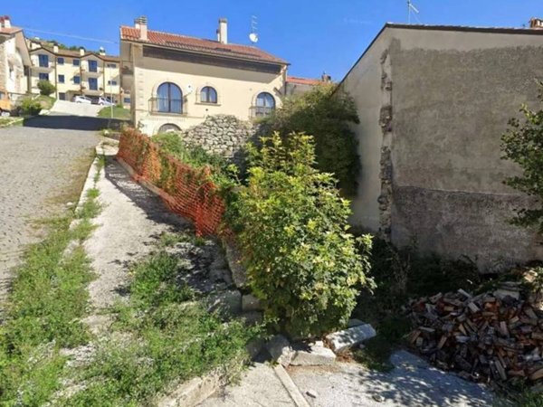 terreno agricolo in vendita a Castel di Sangro in zona Roccacinquemiglia