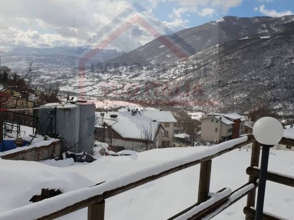 casa indipendente in vendita a Castel di Sangro