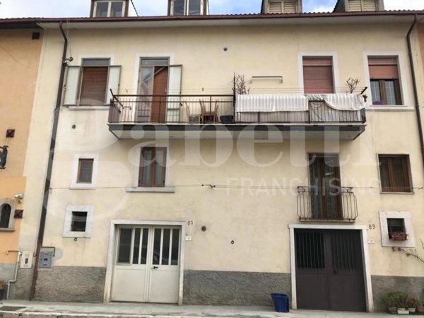 negozio in vendita a Castel di Sangro