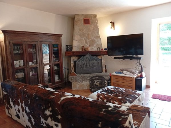 casa indipendente in vendita a Castel di Sangro