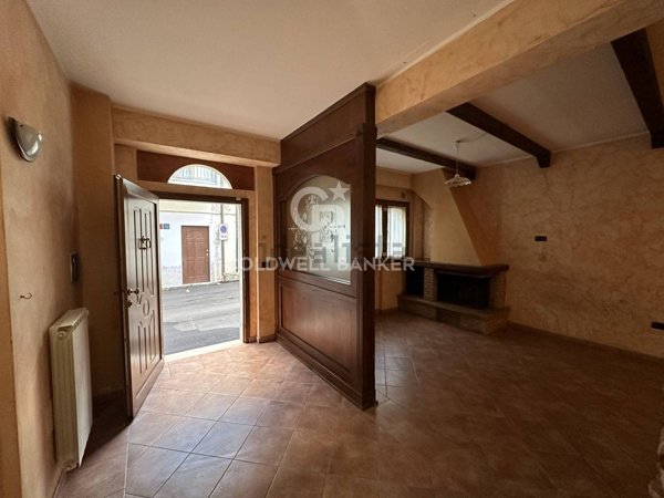 casa indipendente in vendita a Castel di Sangro