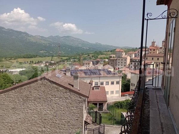 casa indipendente in vendita a Castel di Sangro