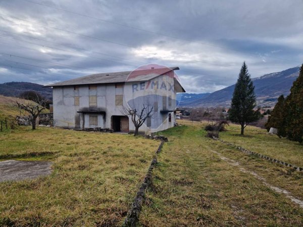 casa indipendente in vendita a Castel di Sangro