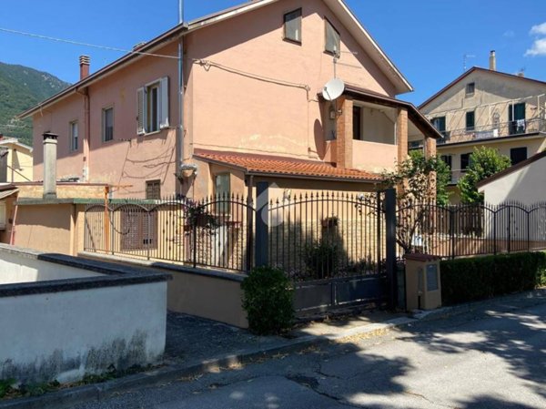 appartamento in vendita a Castel di Sangro