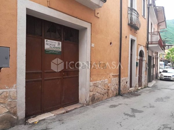 casa semindipendente in vendita a Castel di Sangro
