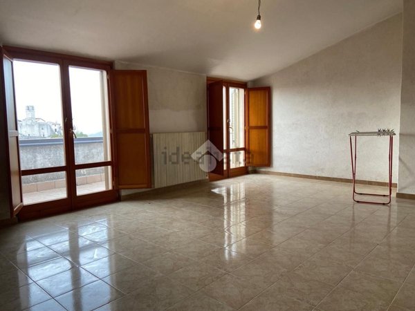 appartamento in vendita a Castel di Sangro in zona Roccacinquemiglia