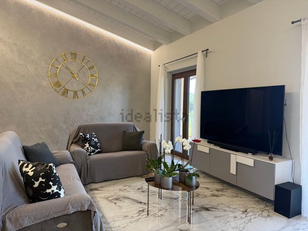 casa indipendente in vendita a Castel di Sangro