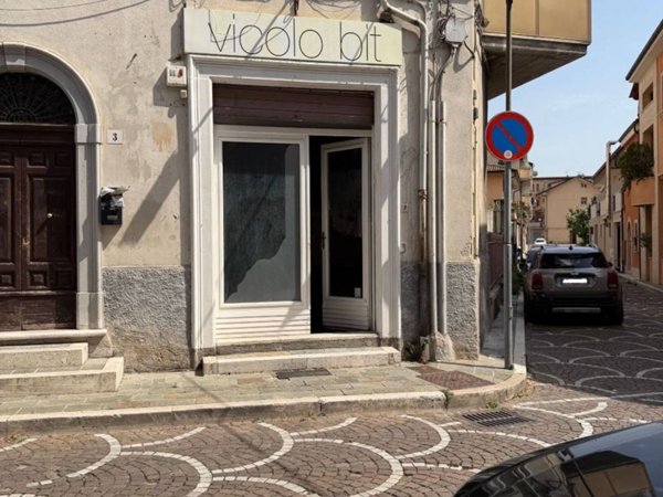negozio in vendita a Castel di Sangro
