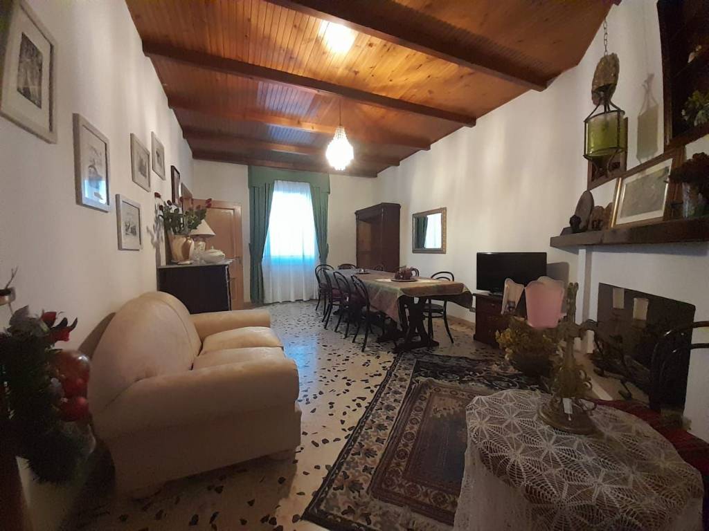 appartamento in vendita a Castel di Sangro