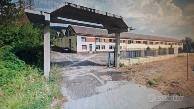 negozio in vendita a Castel di Sangro