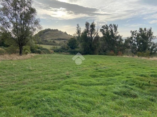 terreno in vendita a Castel di Sangro in zona Roccacinquemiglia
