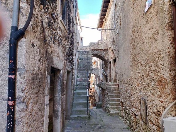 appartamento in vendita a Castelvecchio Calvisio