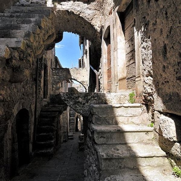 appartamento in vendita a Castelvecchio Calvisio