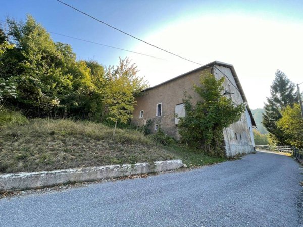 casa indipendente in vendita a Monasterolo Casotto