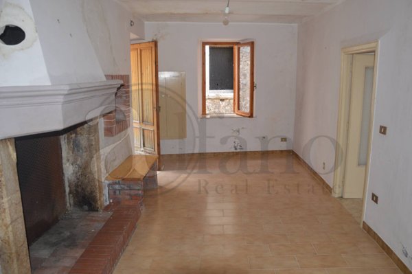 casa indipendente in vendita a Celano