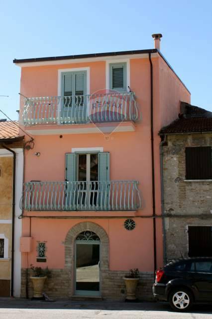 casa indipendente in vendita a Cerchio