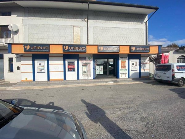 negozio in vendita a Cerchio